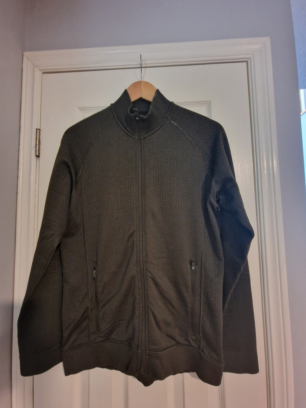 lululemon Engineered Warmth Dark Olive Full‑Zip Performance Jacket, Size M